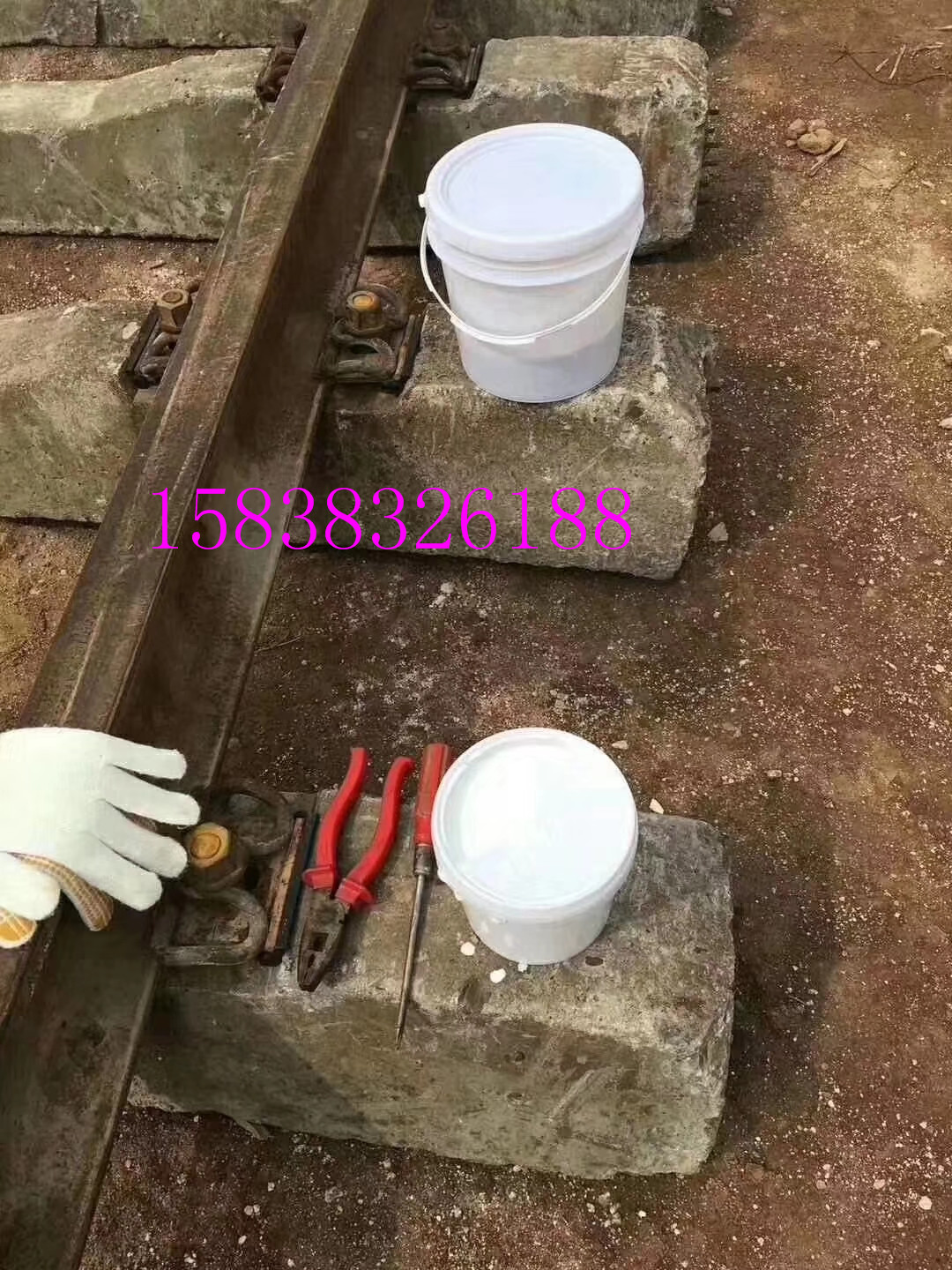 高铁加固专用离缝材料(pic1) 高铁加固专用离缝材料(pic1)