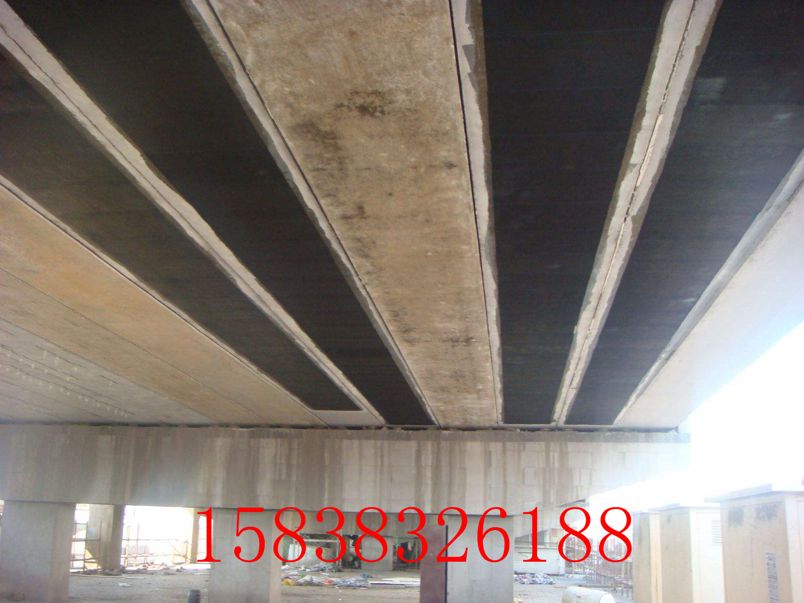 碳纤维布桥梁加固施工工艺(pic1) 碳纤维布桥梁加固施工工艺(pic1)