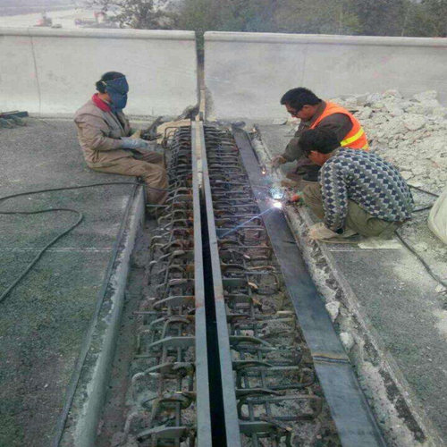 伸缩缝修补料-公路伸缩缝修补料厂家(pic1) 伸缩缝修补料-公路伸缩缝修补料厂家(pic1)