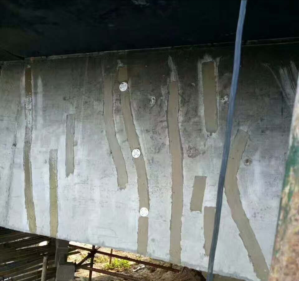 地面裂缝修补用什么修补料(pic1) 地面裂缝修补用什么修补料(pic1)