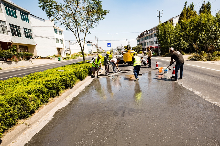 沥青路面养护剂(pic1) 沥青路面养护剂(pic1)
