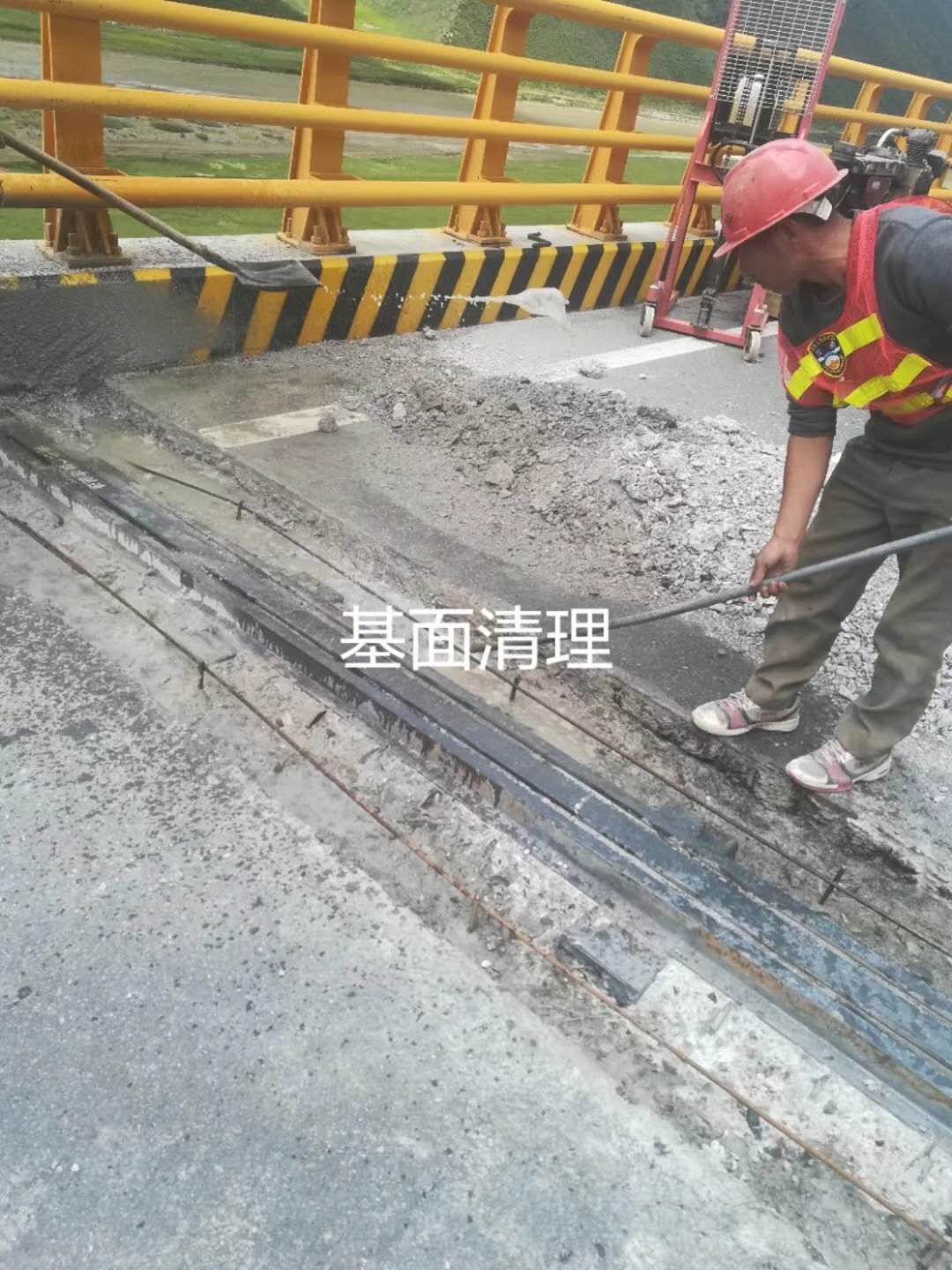 桥梁伸缩缝快干水泥(pic1) 桥梁伸缩缝快干水泥(pic1)